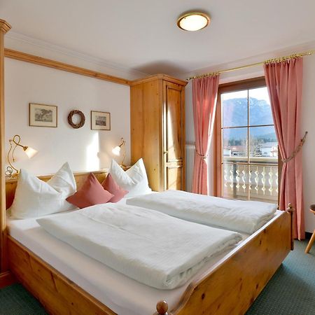 Landhaus Dax Guest House Kossen Ngoại thất bức ảnh