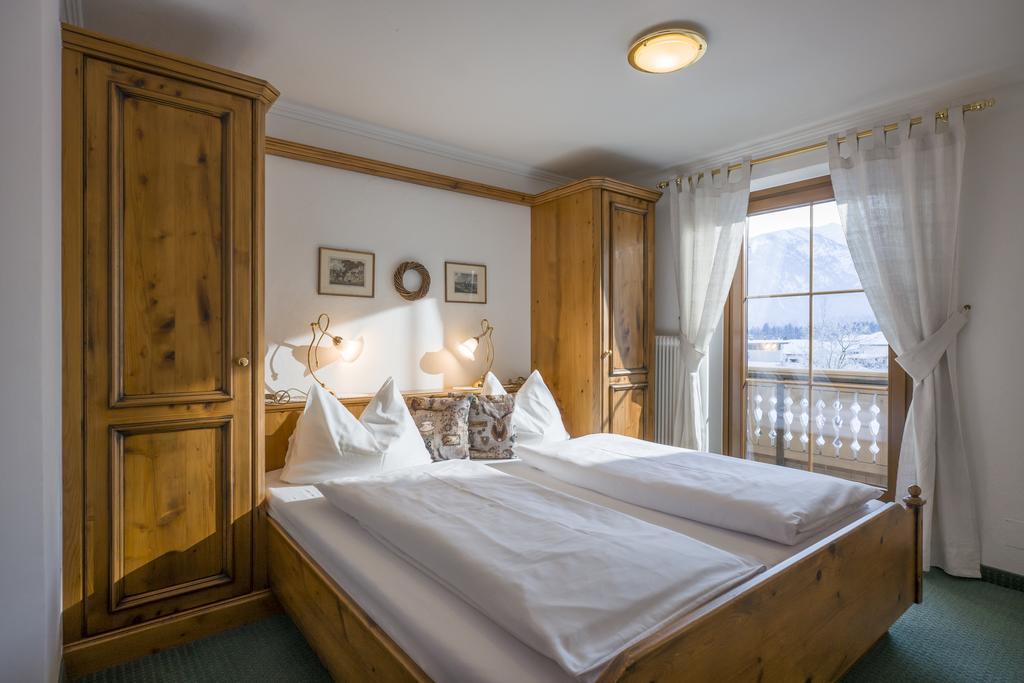 Landhaus Dax Guest House Kossen Ngoại thất bức ảnh