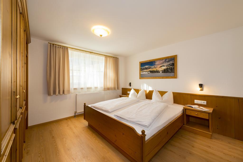 Landhaus Dax Guest House Kossen Ngoại thất bức ảnh